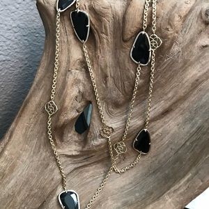 Kendra Scott necklace